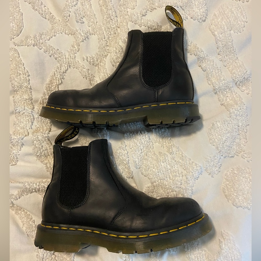 2976 DM'S WINTERGRIP CHELSEA BOOTS